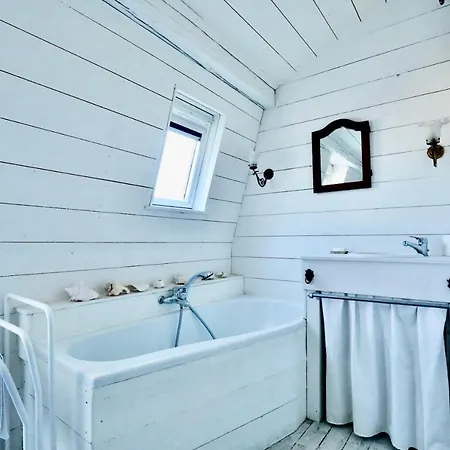 Maisonnette A Trouville *